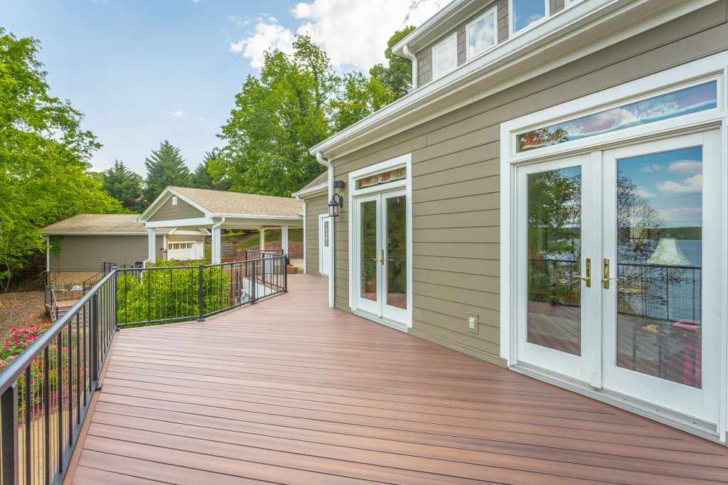 Hixson | Siding, Deck