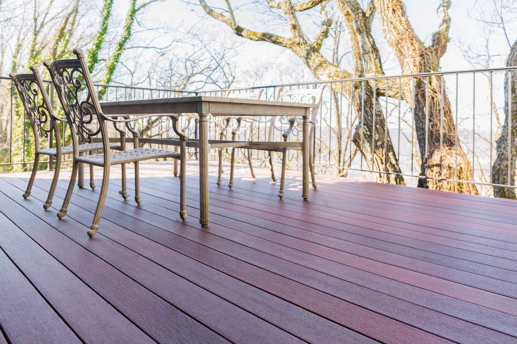 deck spring cleaning